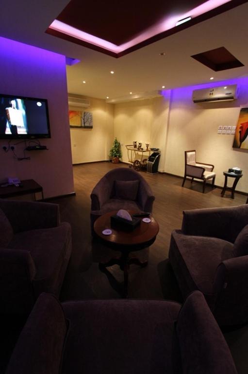 Raoum Inn Аръар Экстерьер фото