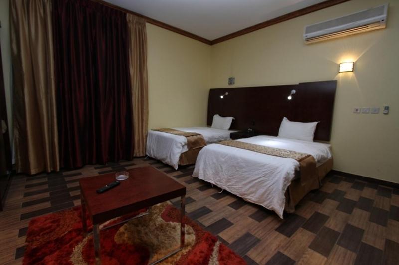 Raoum Inn Аръар Экстерьер фото