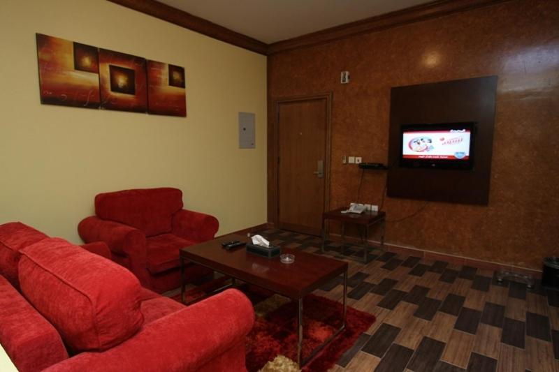 Raoum Inn Аръар Экстерьер фото