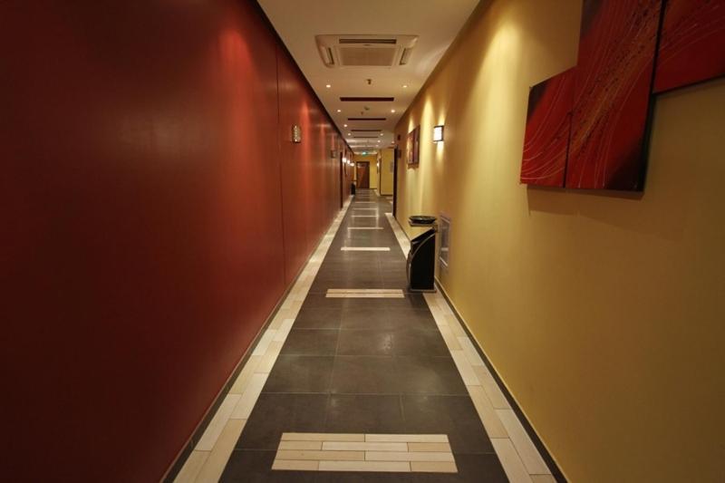 Raoum Inn Аръар Экстерьер фото