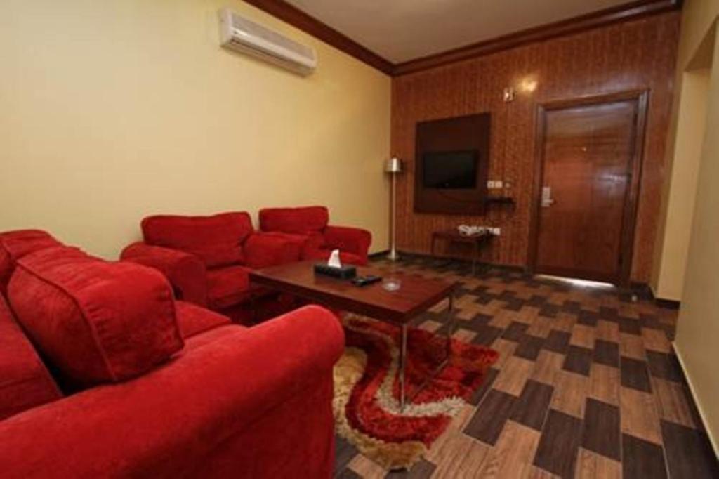 Raoum Inn Аръар Номер фото